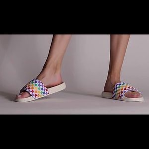 VANS SLIDE ON SANDALS - RAINBOW CHECKERBOARD new